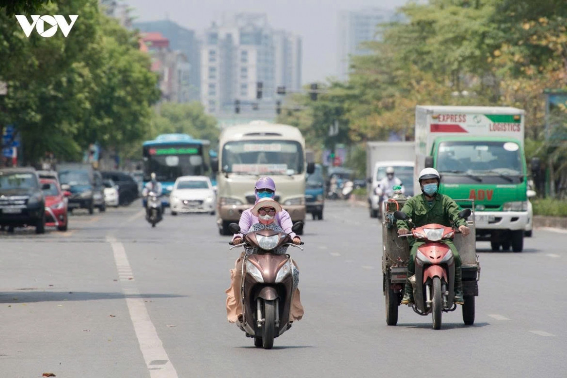 thời tiết ngày 18 7 hà nội nắng nóng 35 độ, bắc bộ mưa dông diện rộng hình ảnh 1 thoi tiet ngay 18 7 ha noi nang nong 35 do, bac bo mua dong dien rong hinh anh 1