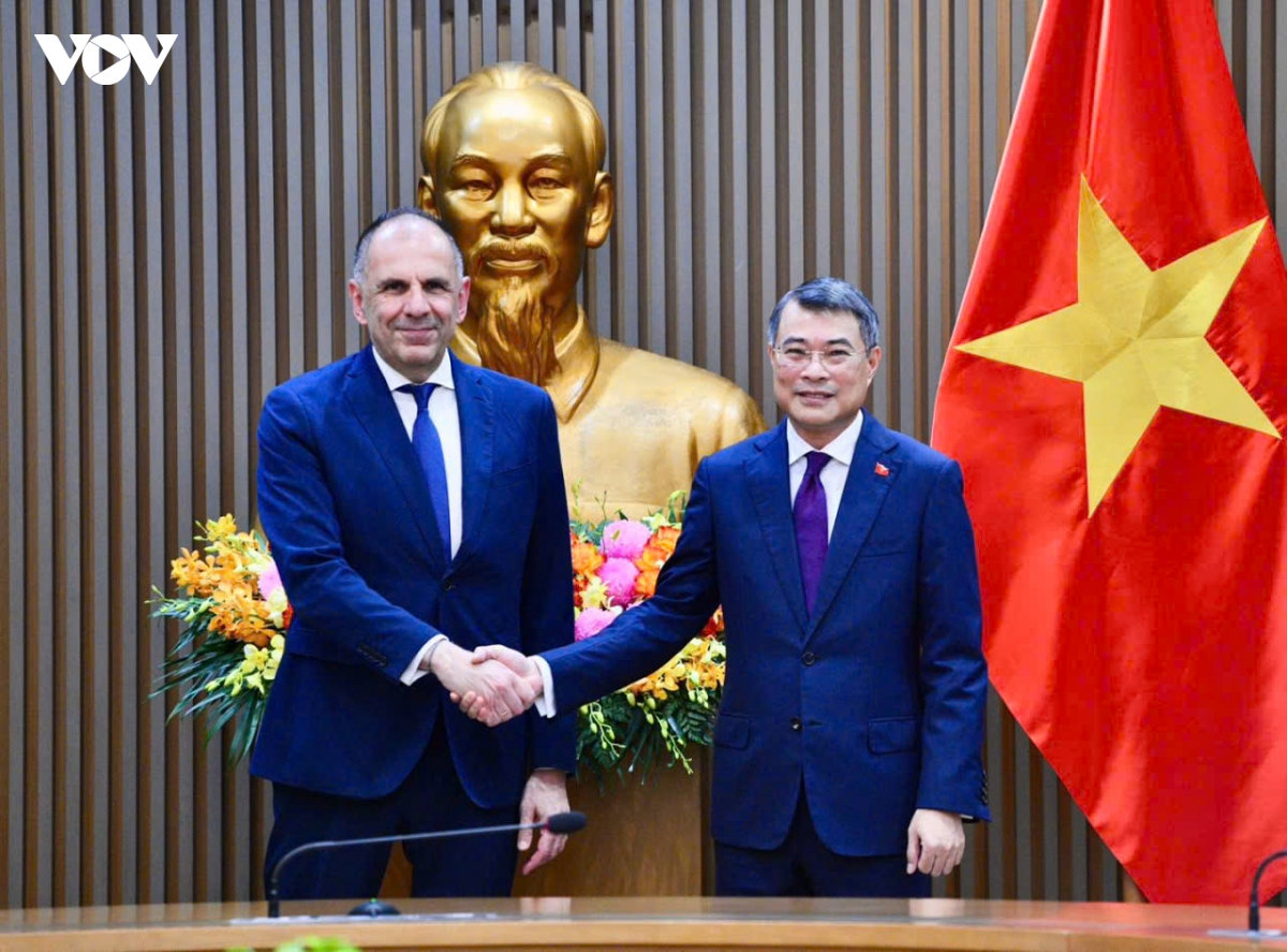 thủ tướng lê minh hưng tiếp bộ trưởng ngoại giao cộng hòa hy lạp hình ảnh 1 thu tuong le minh hung tiep bo truong ngoai giao cong hoa hy lap hinh anh 1