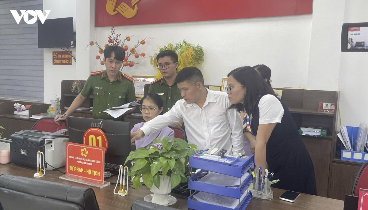 lạng sơn gỡ điểm nghẽn nhân lực cho cấp xã hình ảnh 1 lang son go diem nghen nhan luc cho cap xa hinh anh 1