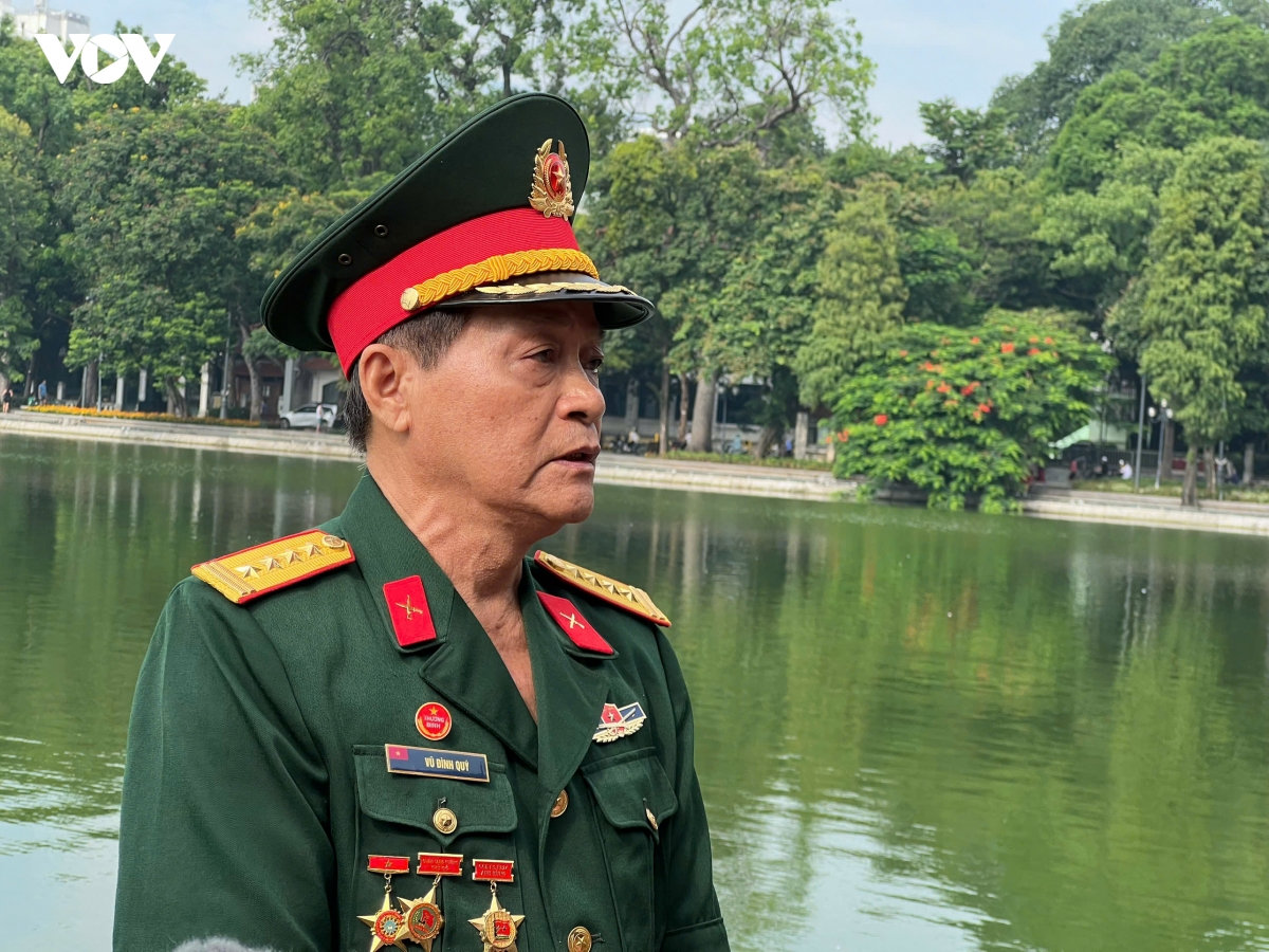 lễ lấy nước hồ gươm tri ân các anh hùng liệt sĩ trên sông thạch hãn, quảng trị hình ảnh 6 le lay nuoc ho guom tri an cac anh hung liet si tren song thach han, quang tri hinh anh 6
