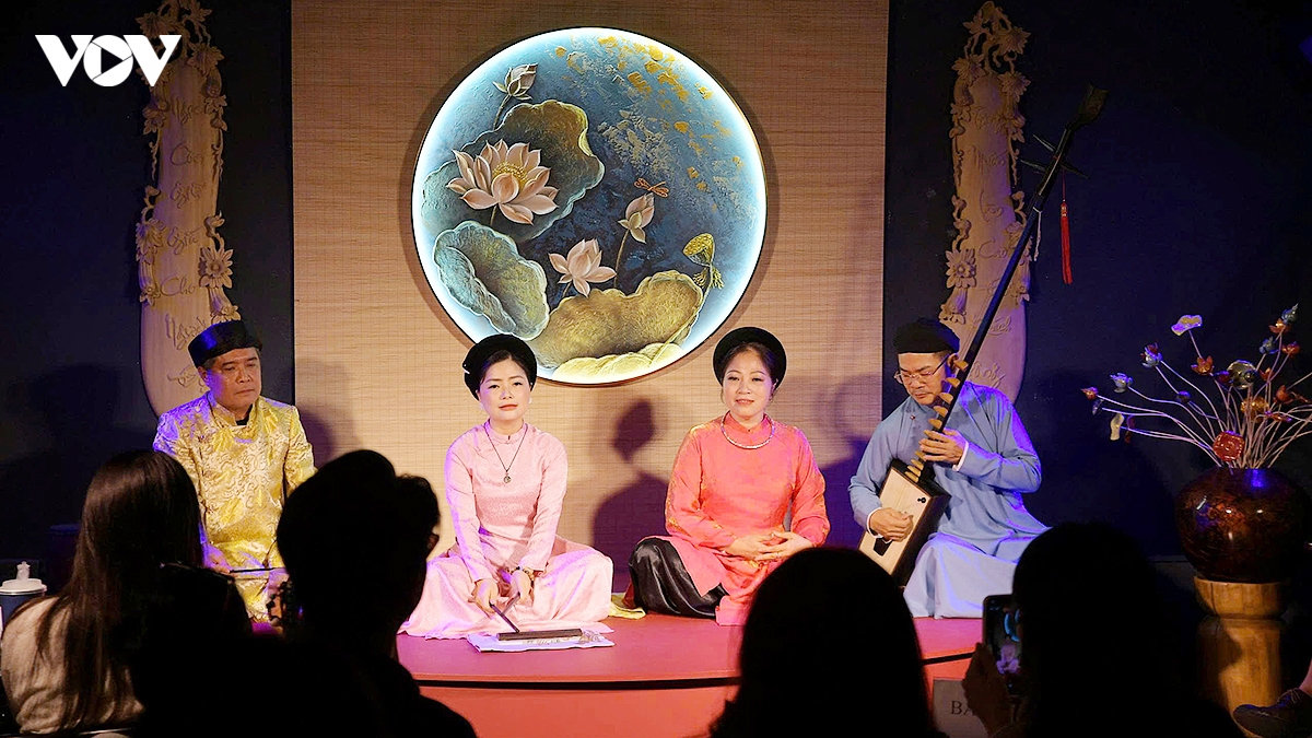 ghe ho tay de cham vao khong gian van hoa di san hoan toan moi cua thu do hinh anh 3