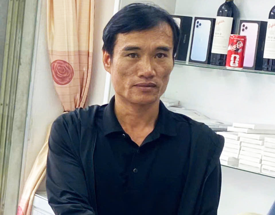 Bị can Trần Văn Thuận lừa chạy án, chiếm đoạt trót lọt của bị hại 1,7 tỷ đồng. (Ảnh: Công an Quảng Ninh)