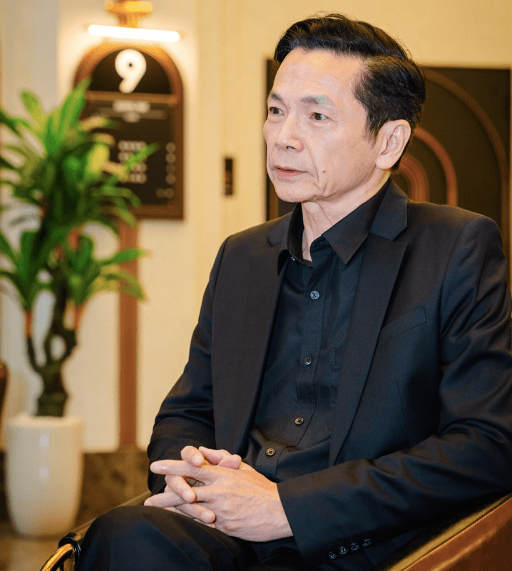 NSND Trung Anh là gương mặt quen thuộc trên sóng truyền hình.