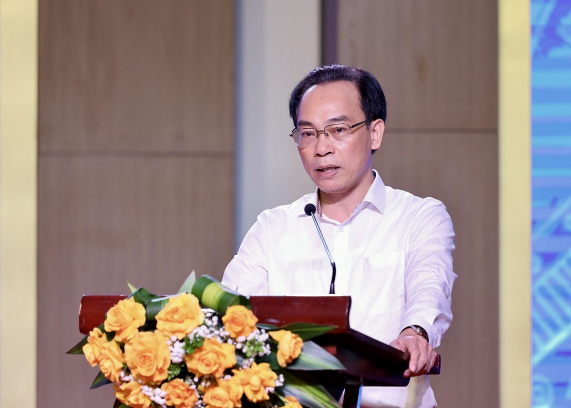 bộ trưởng gd Đt xử lý nghiêm tiêu cực, chấm dứt bệnh thành tích trong giáo dục hình ảnh 1 bo truong gd Dt xu ly nghiem tieu cuc, cham dut benh thanh tich trong giao duc hinh anh 1