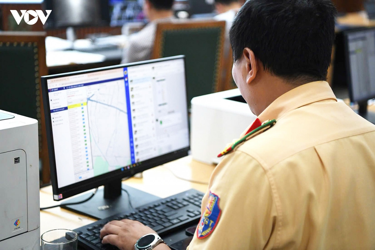 phát hiện hàng loạt lái xe kinh doanh vận tải điều khiển quá thời gian quy định hình ảnh 1 phat hien hang loat lai xe kinh doanh van tai dieu khien qua thoi gian quy dinh hinh anh 1