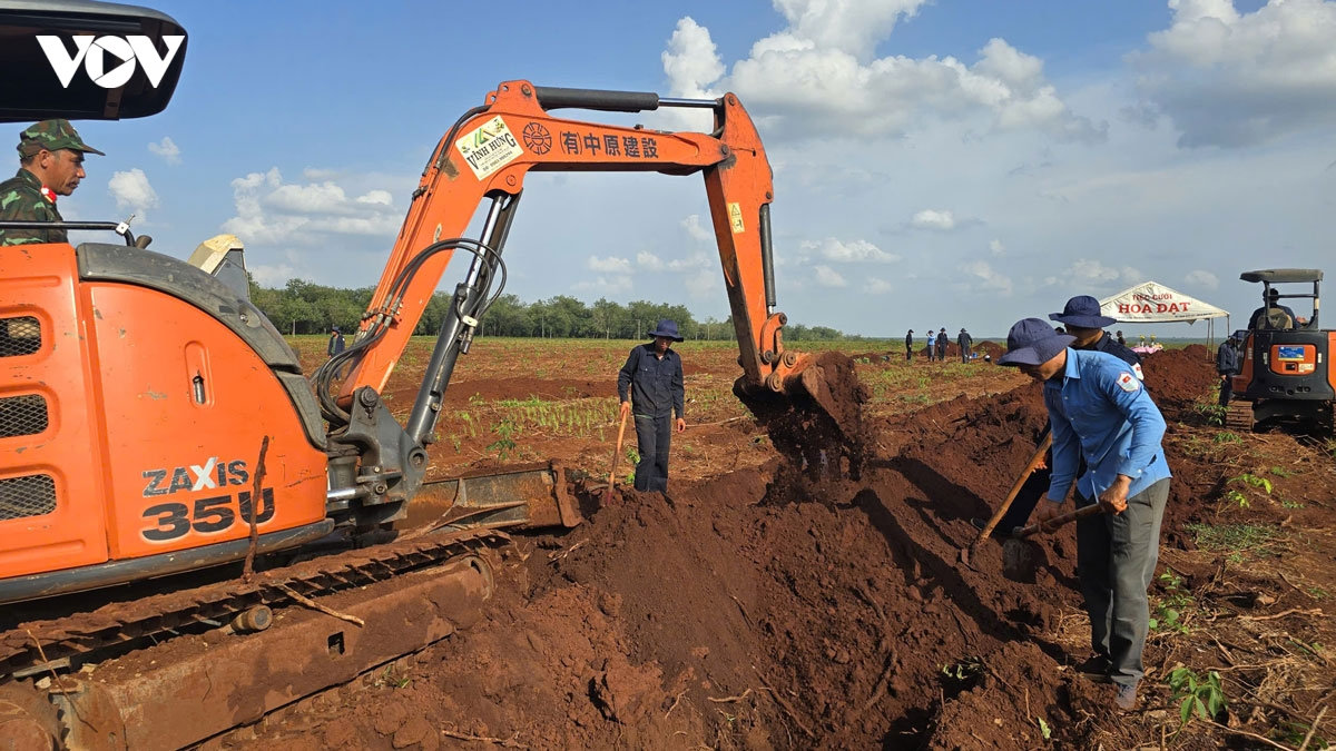 Đại tướng phan văn giang chỉ đạo quy tập hài cốt liệt sĩ tại Đồng nai hình ảnh 9 Dai tuong phan van giang chi dao quy tap hai cot liet si tai Dong nai hinh anh 9