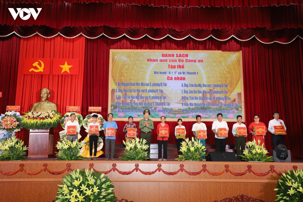 trưởng ban tổ chức trung ương nguyễn duy ngọc dự ngày hội antq ở cần thơ hình ảnh 2 truong ban to chuc trung uong nguyen duy ngoc du ngay hoi antq o can tho hinh anh 2