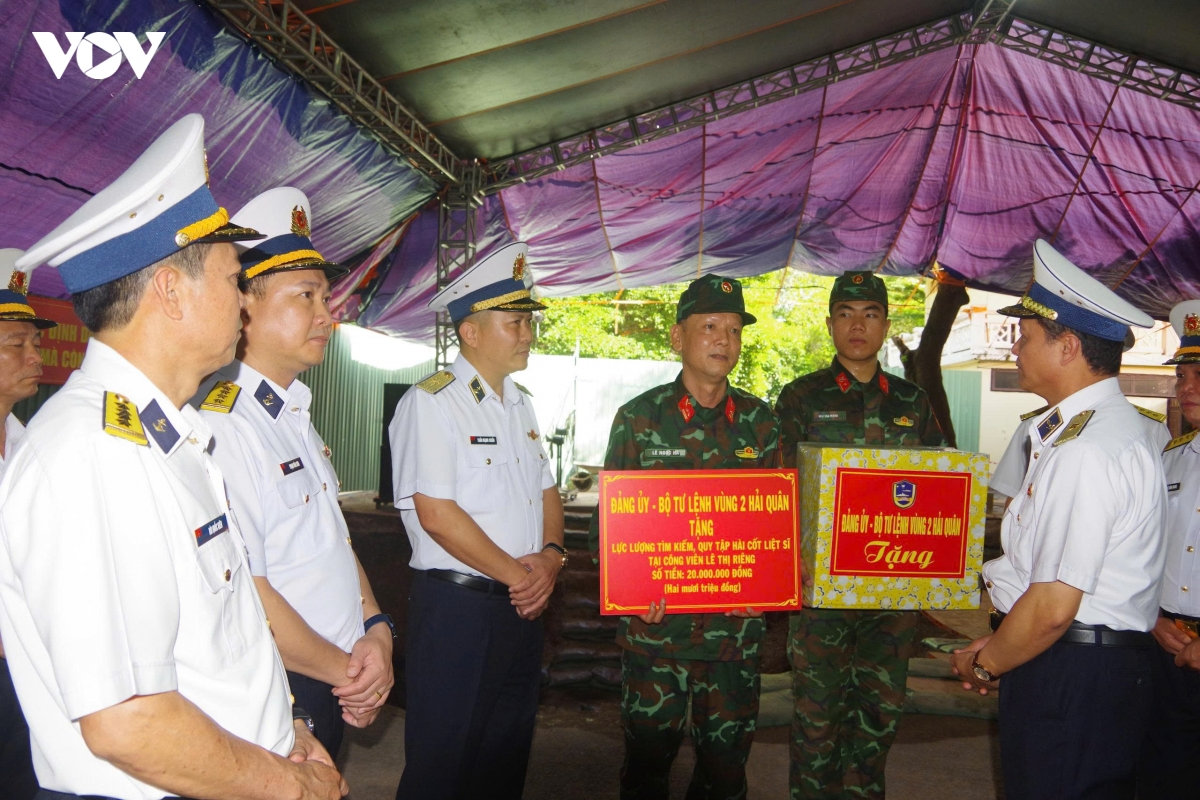 can bo, chien si vung 2 hai quan tri an nguon coi, vung vang giu bien hinh anh 3