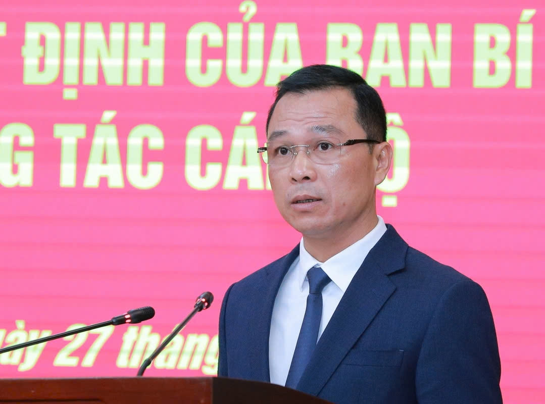 thiếu tướng tô anh dũng được bầu giữ chức chủ tịch ubnd tỉnh thanh hóa hình ảnh 1 thieu tuong to anh dung duoc bau giu chuc chu tich ubnd tinh thanh hoa hinh anh 1