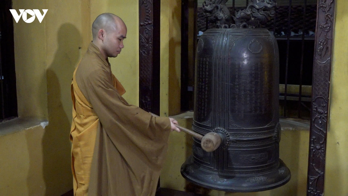 ba hoi chuong, trong bat nha vong khap 18.000 chua tuong niem cac anh hung liet si hinh anh 2