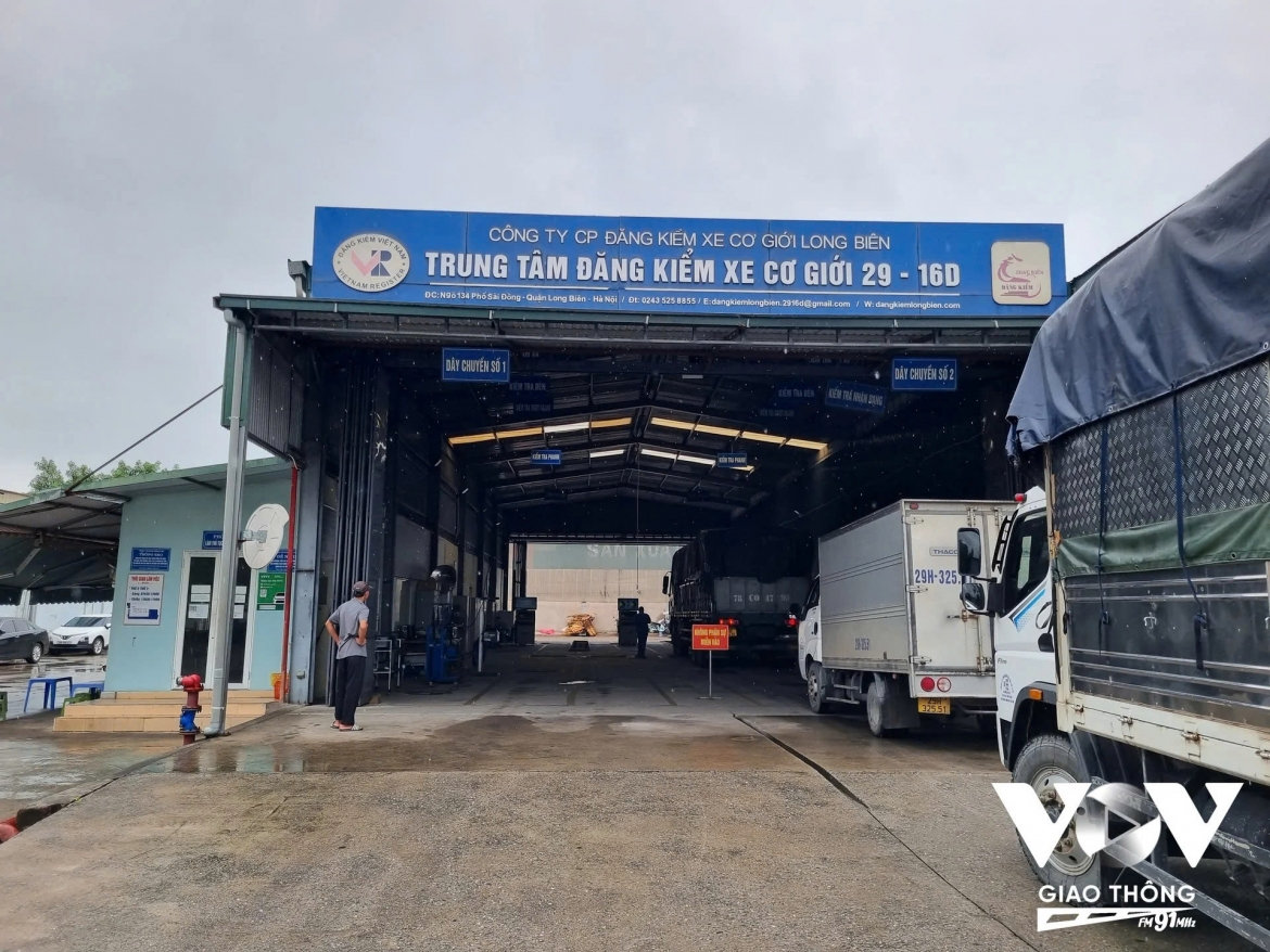 Đi đăng kiểm nhàn hơn hẳn vì số hóa thủ tục, giấy tờ hình ảnh 1 Di dang kiem nhan hon han vi so hoa thu tuc, giay to hinh anh 1
