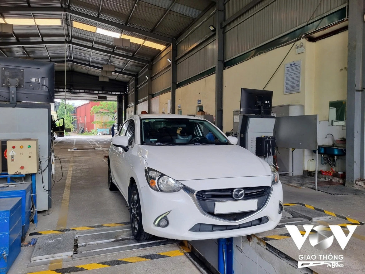 Đi đăng kiểm nhàn hơn hẳn vì số hóa thủ tục, giấy tờ hình ảnh 3 Di dang kiem nhan hon han vi so hoa thu tuc, giay to hinh anh 3