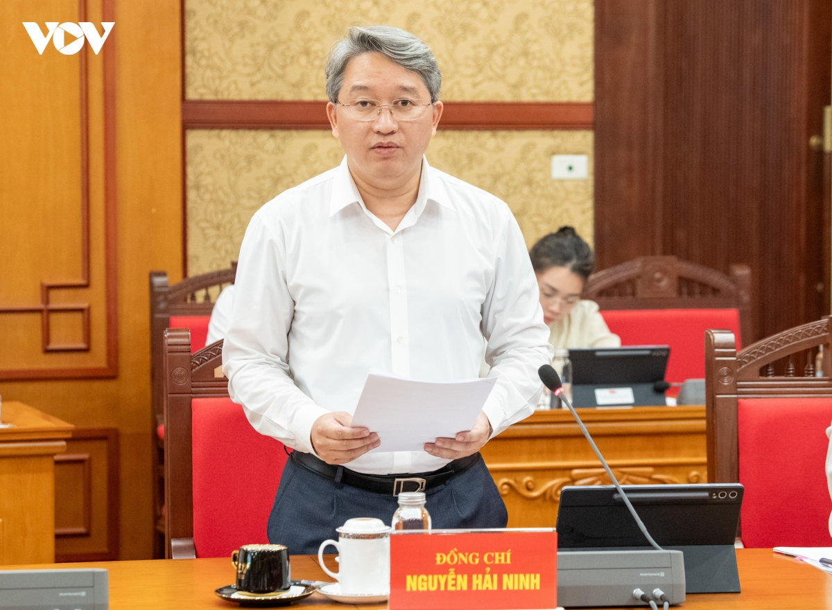 tổng bí thư, chủ tịch nước chuyển từ lao động giản đơn sang lao động sáng tạo hình ảnh 3 tong bi thu, chu tich nuoc chuyen tu lao dong gian don sang lao dong sang tao hinh anh 3