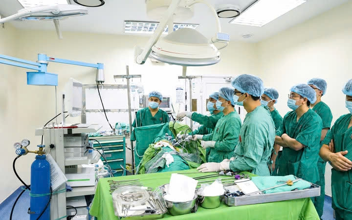 bệnh viện việt nam - thụy Điển uông bí đã thực hiện thành công ca ghép thận thứ 8 hình ảnh 1 benh vien viet nam - thuy Dien uong bi da thuc hien thanh cong ca ghep than thu 8 hinh anh 1