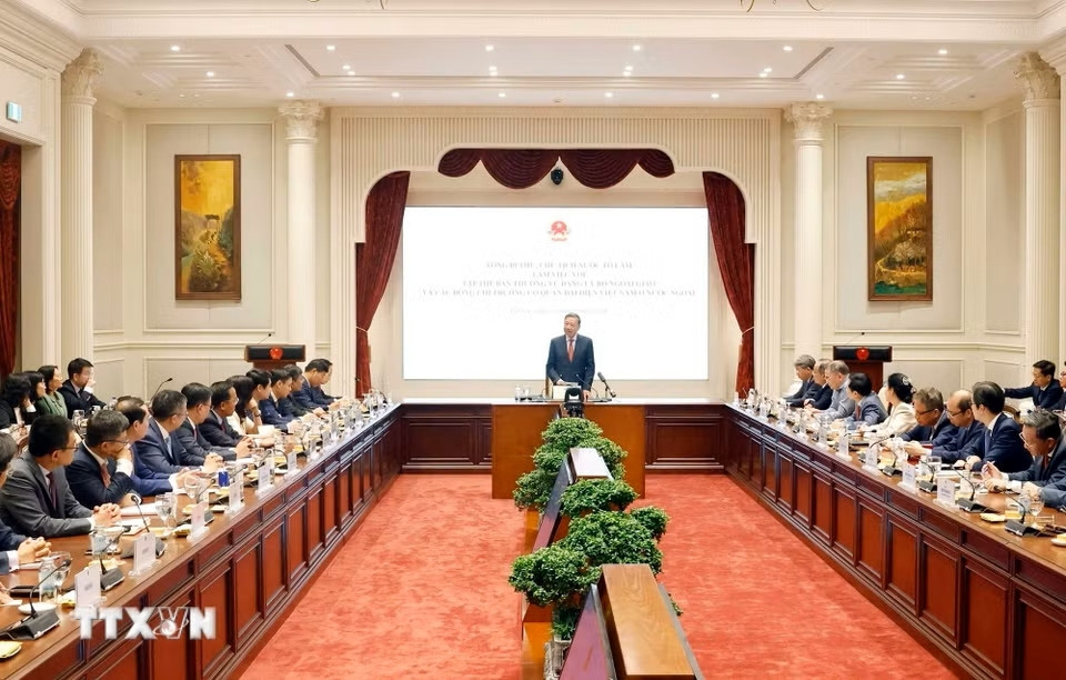 tổng bí thư, chủ tịch nước xác định ngoại giao phục vụ phát triển là trung tâm hình ảnh 2 tong bi thu, chu tich nuoc xac dinh ngoai giao phuc vu phat trien la trung tam hinh anh 2