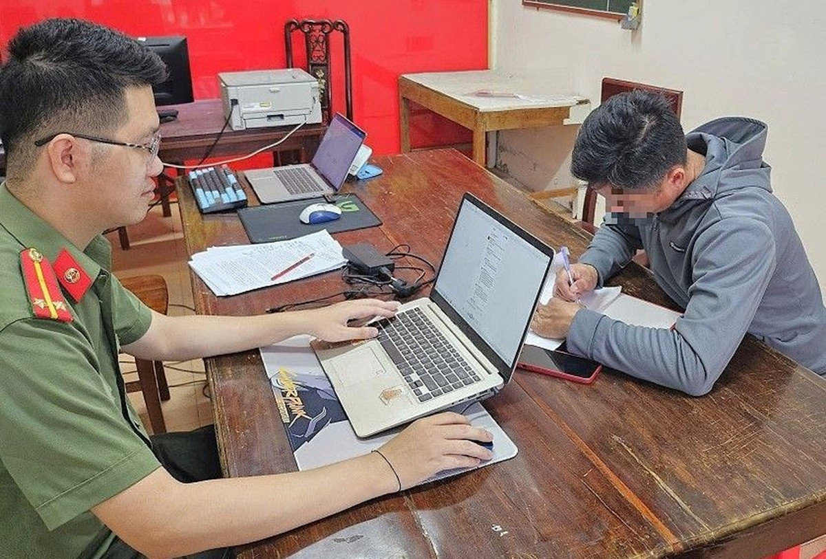 N.Đ.Th tại cơ quan công an.