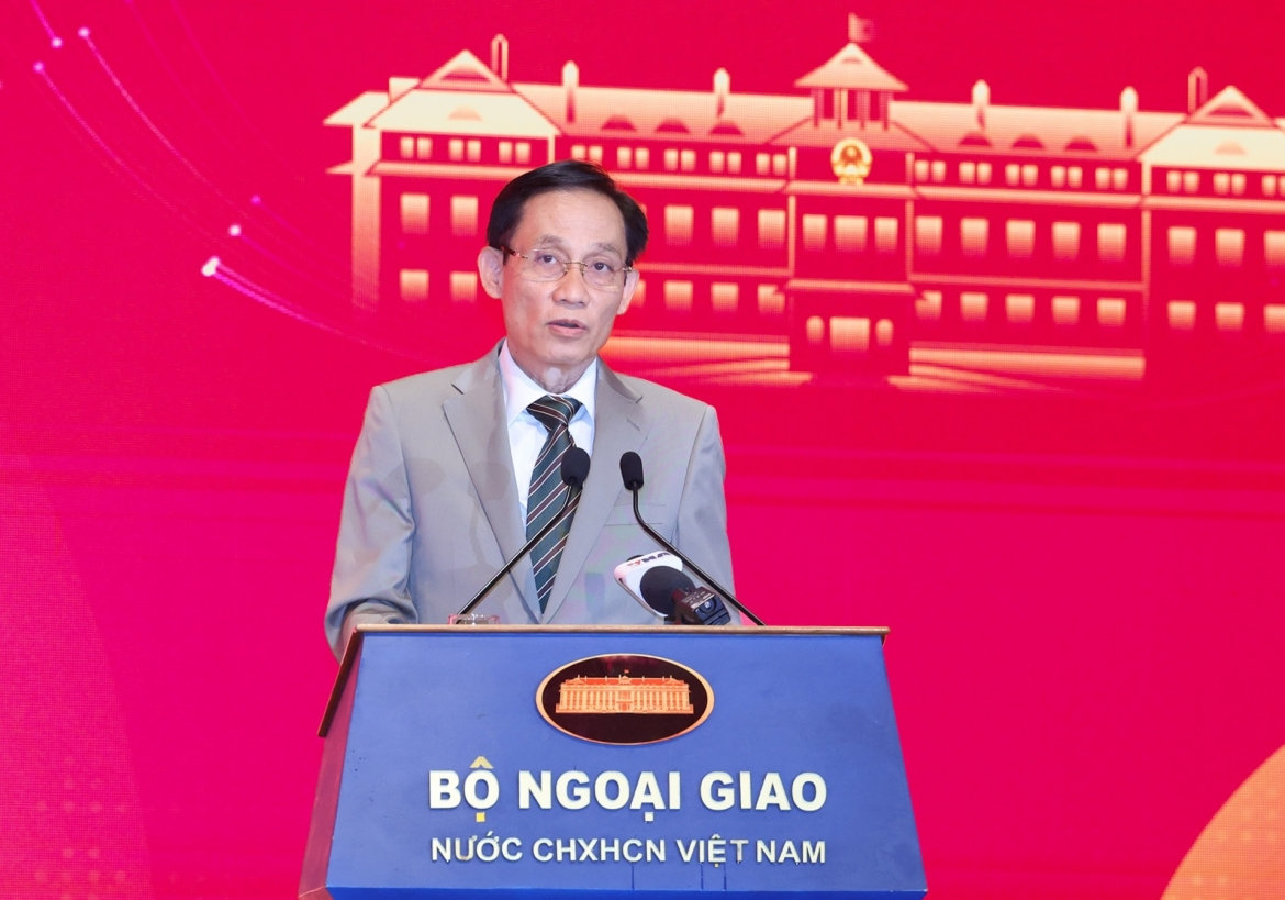 bộ trưởng lê hoài trung biến cơ hội thành kết quả phát triển thực chất hình ảnh 1 bo truong le hoai trung bien co hoi thanh ket qua phat trien thuc chat hinh anh 1