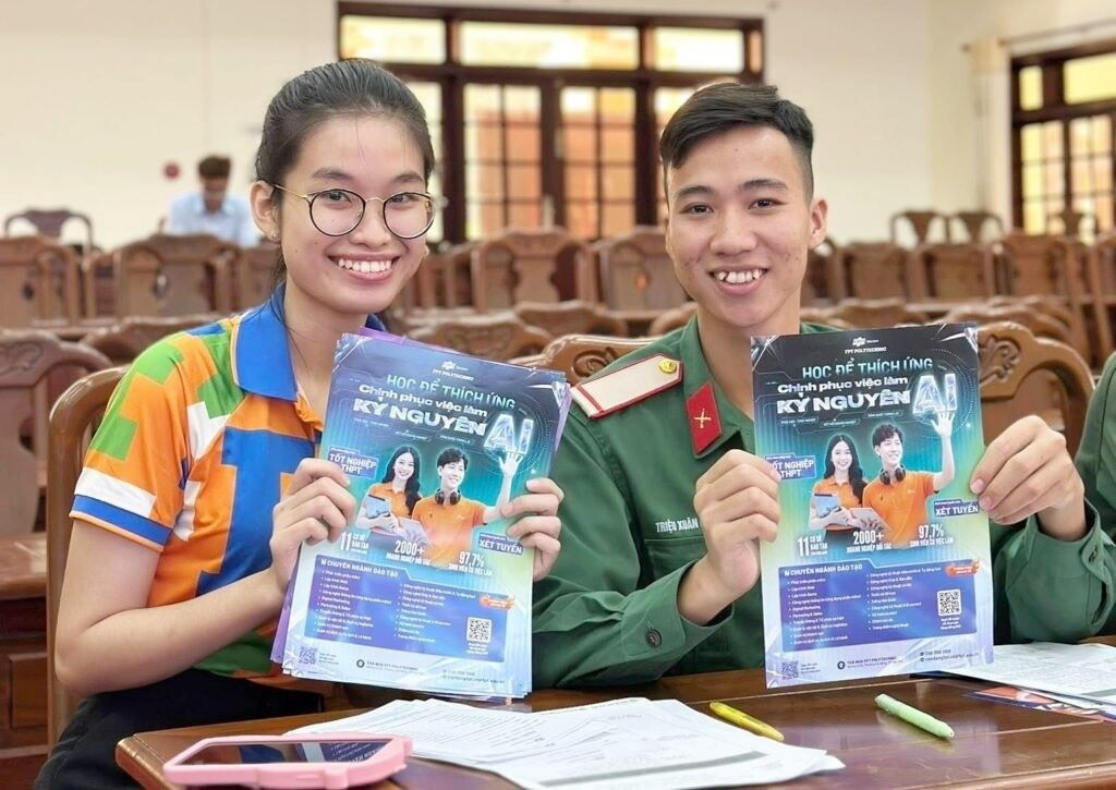 học bổng trở thành điểm tựa của nhiều học sinh sau kỳ thi trung học phổ thông hình ảnh 3 hoc bong tro thanh diem tua cua nhieu hoc sinh sau ky thi trung hoc pho thong hinh anh 3