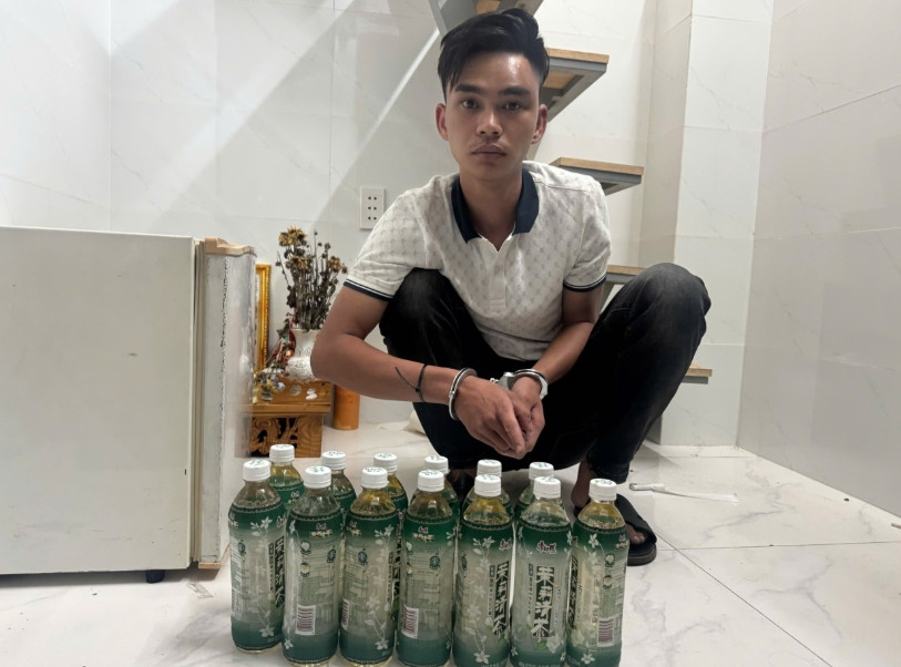 thủ đoạn của nhóm buôn bán pod chill - ma túy đội lốt tinh dầu hình ảnh 2 thu doan cua nhom buon ban pod chill - ma tuy doi lot tinh dau hinh anh 2