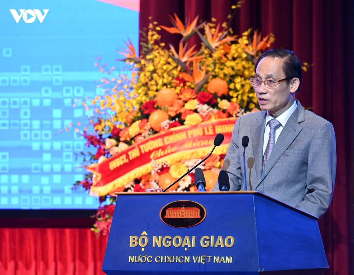 thủ tướng ngoại giao chuyển mạnh từ mở đường sang đồng hành đến kết quả cụ thể hình ảnh 2 thu tuong ngoai giao chuyen manh tu mo duong sang dong hanh den ket qua cu the hinh anh 2