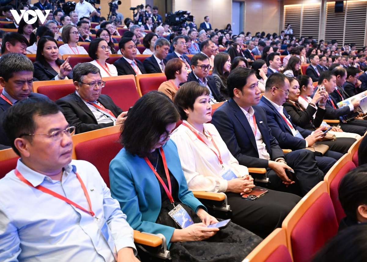 thủ tướng ngoại giao chuyển mạnh từ mở đường sang đồng hành đến kết quả cụ thể hình ảnh 5 thu tuong ngoai giao chuyen manh tu mo duong sang dong hanh den ket qua cu the hinh anh 5