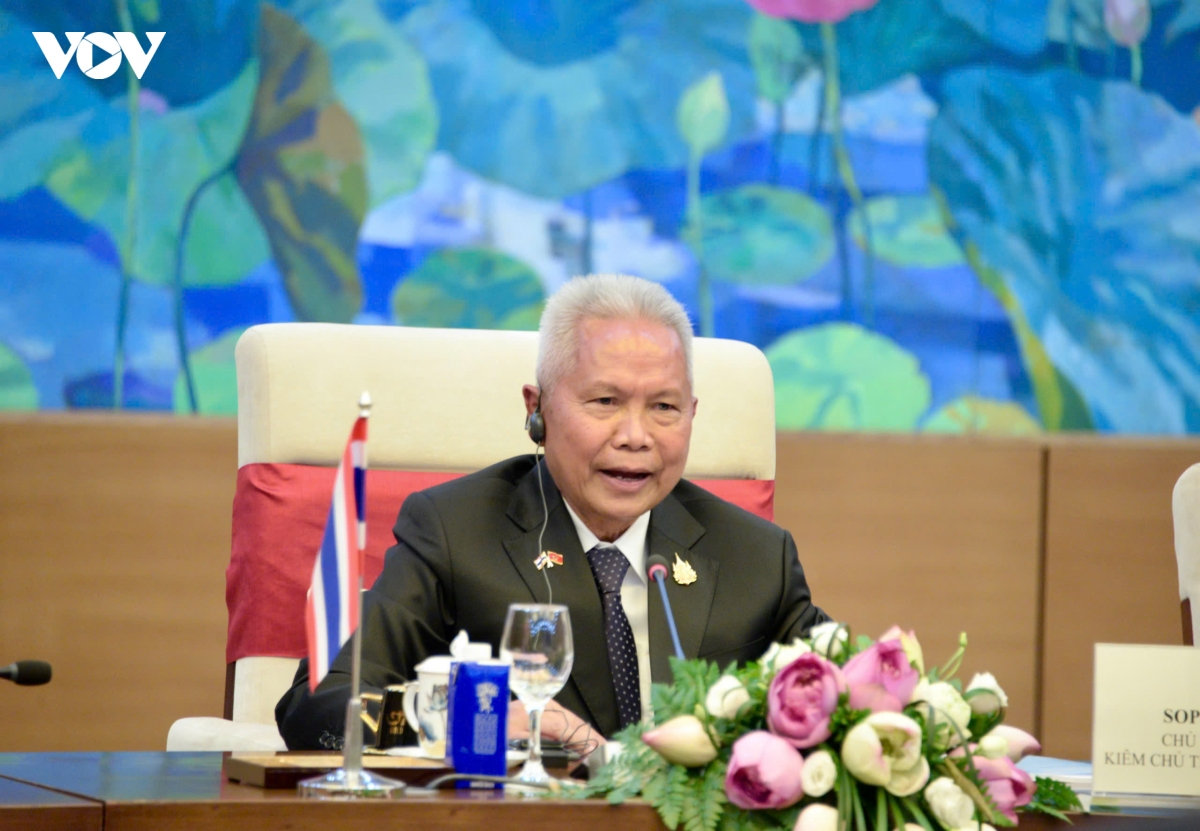 chu tich quoc hoi tran thanh man hoi dam chu tich ha vien thai lan hinh anh 9