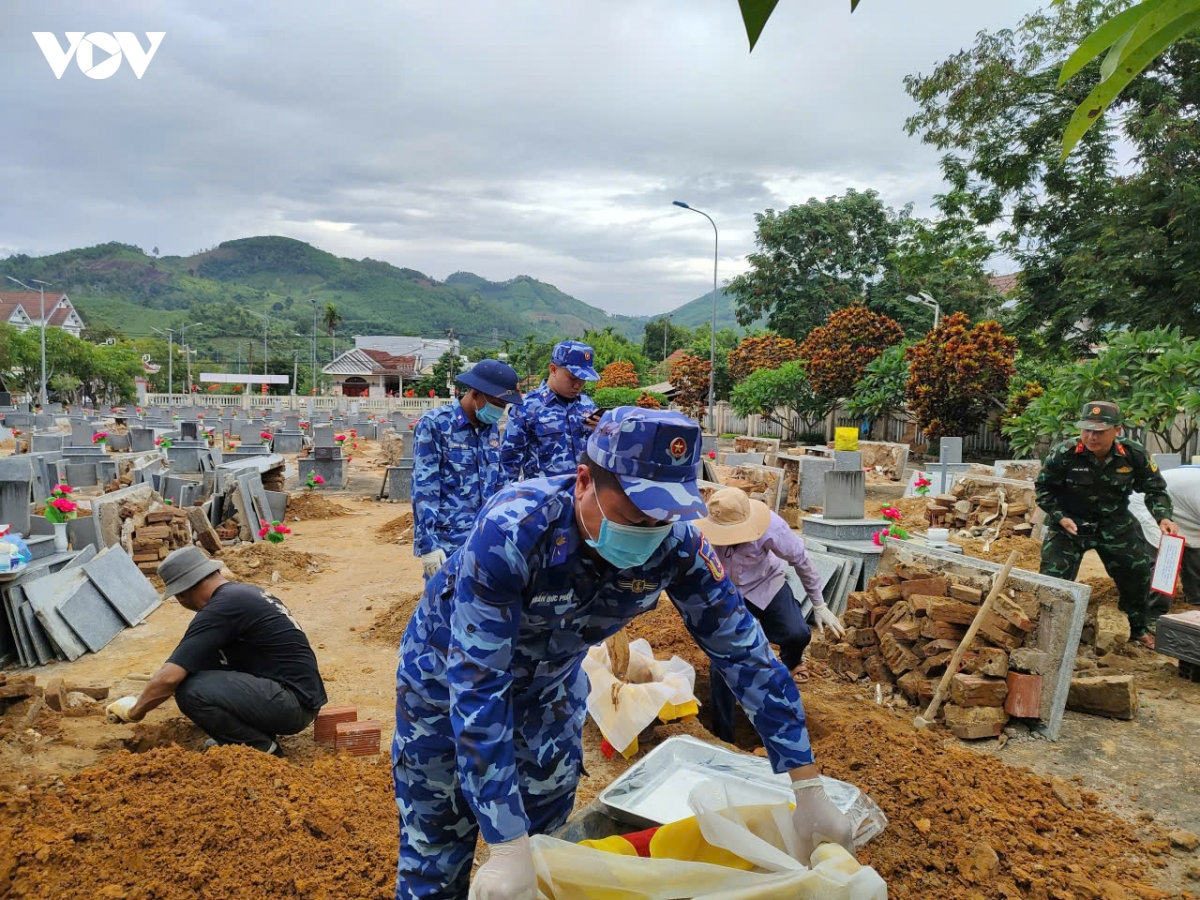bộ tư lệnh vùng cảnh sát biển 2 tìm lại tên cho các liệt sĩ ở quảng ngãi hình ảnh 3 bo tu lenh vung canh sat bien 2 tim lai ten cho cac liet si o quang ngai hinh anh 3