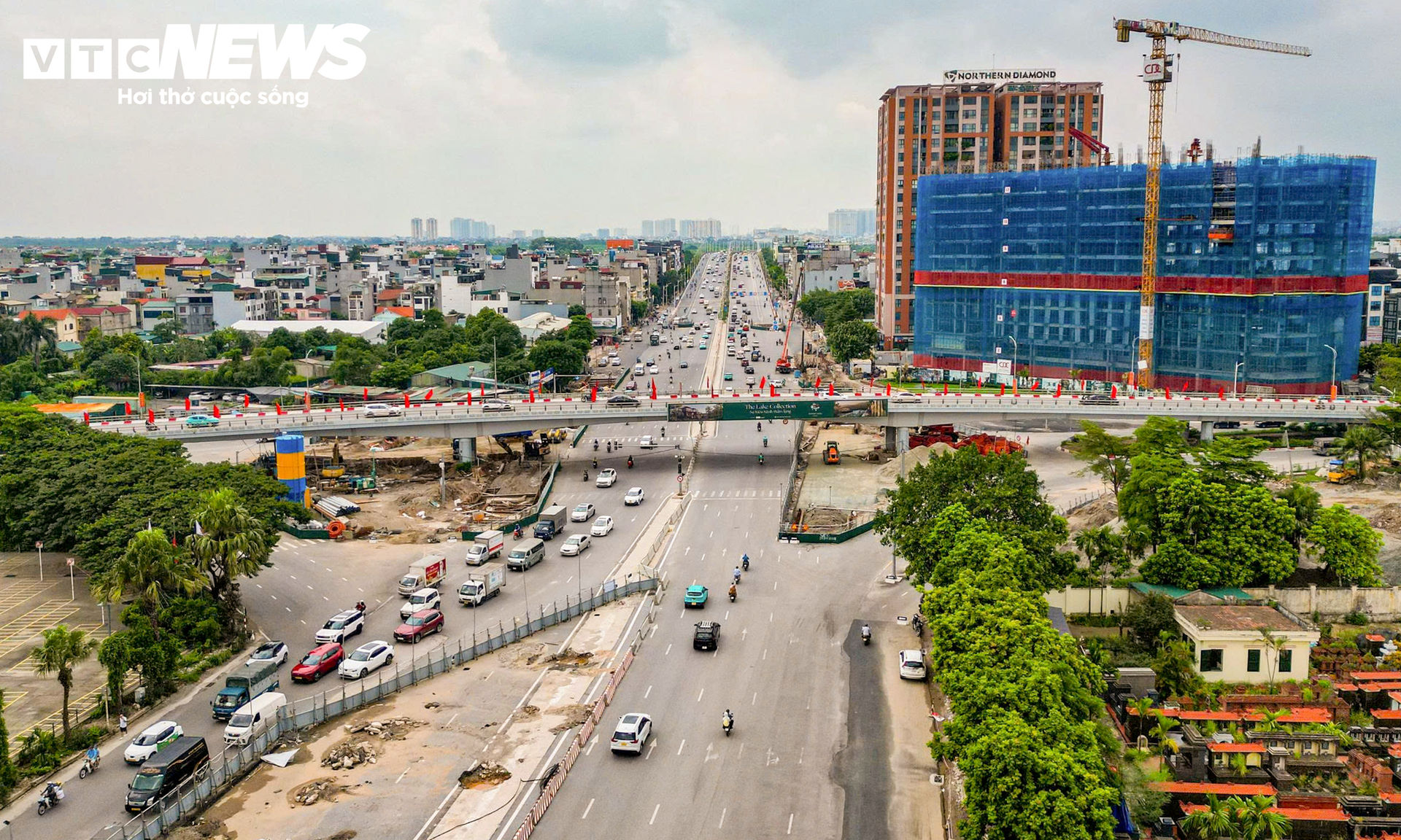 Toàn cảnh hầm chui 6 làn xe ở Hà Nội sau 9 tháng thi công - 1
