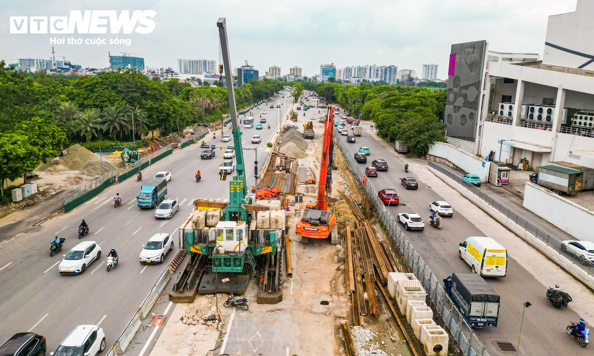 Toàn cảnh hầm chui 6 làn xe ở Hà Nội sau 9 tháng thi công - 9
