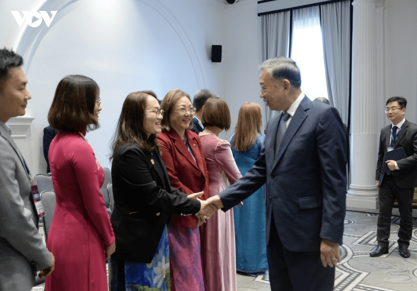 Tổng Bí thư, Chủ tịch nước Tô Lâm chào mừng đại biểu trí thức, nhà khoa học tiêu biểu người Việt tại Australia.