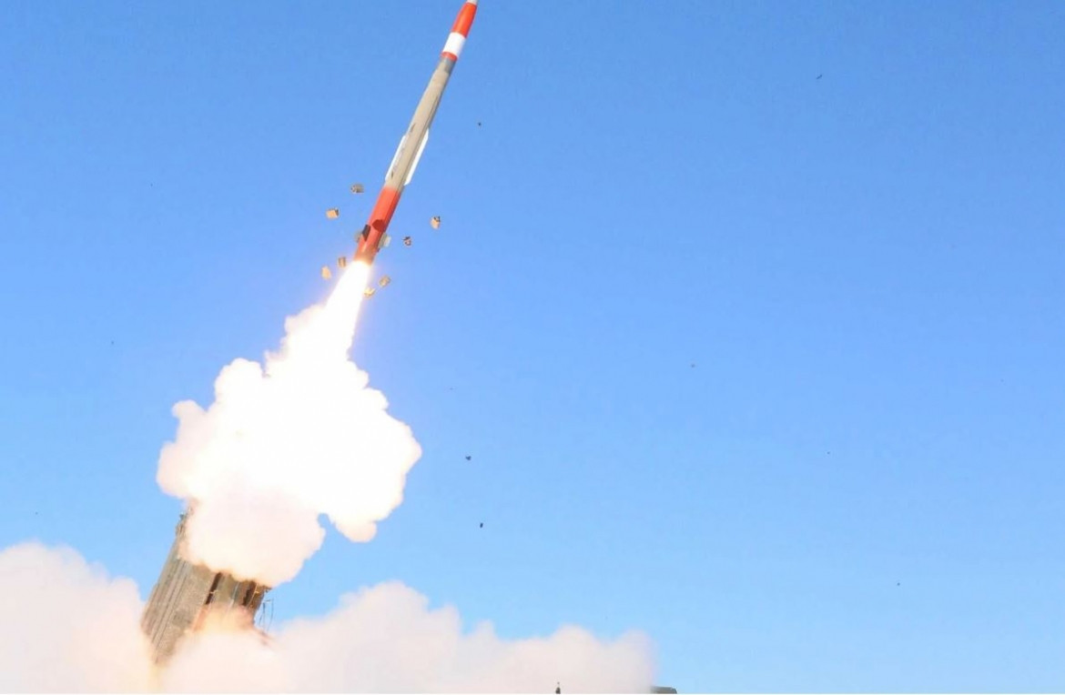 ukraine tung quân bài giá rẻ fp-7x, chia lửa cho lá chắn patriot hình ảnh 1 ukraine tung quan bai gia re fp-7x, chia lua cho la chan patriot hinh anh 1