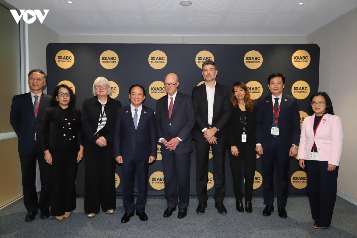 trưởng ban tuyên giáo trung ương trịnh văn quyết thăm Đài abc hình ảnh 4 truong ban tuyen giao trung uong trinh van quyet tham Dai abc hinh anh 4