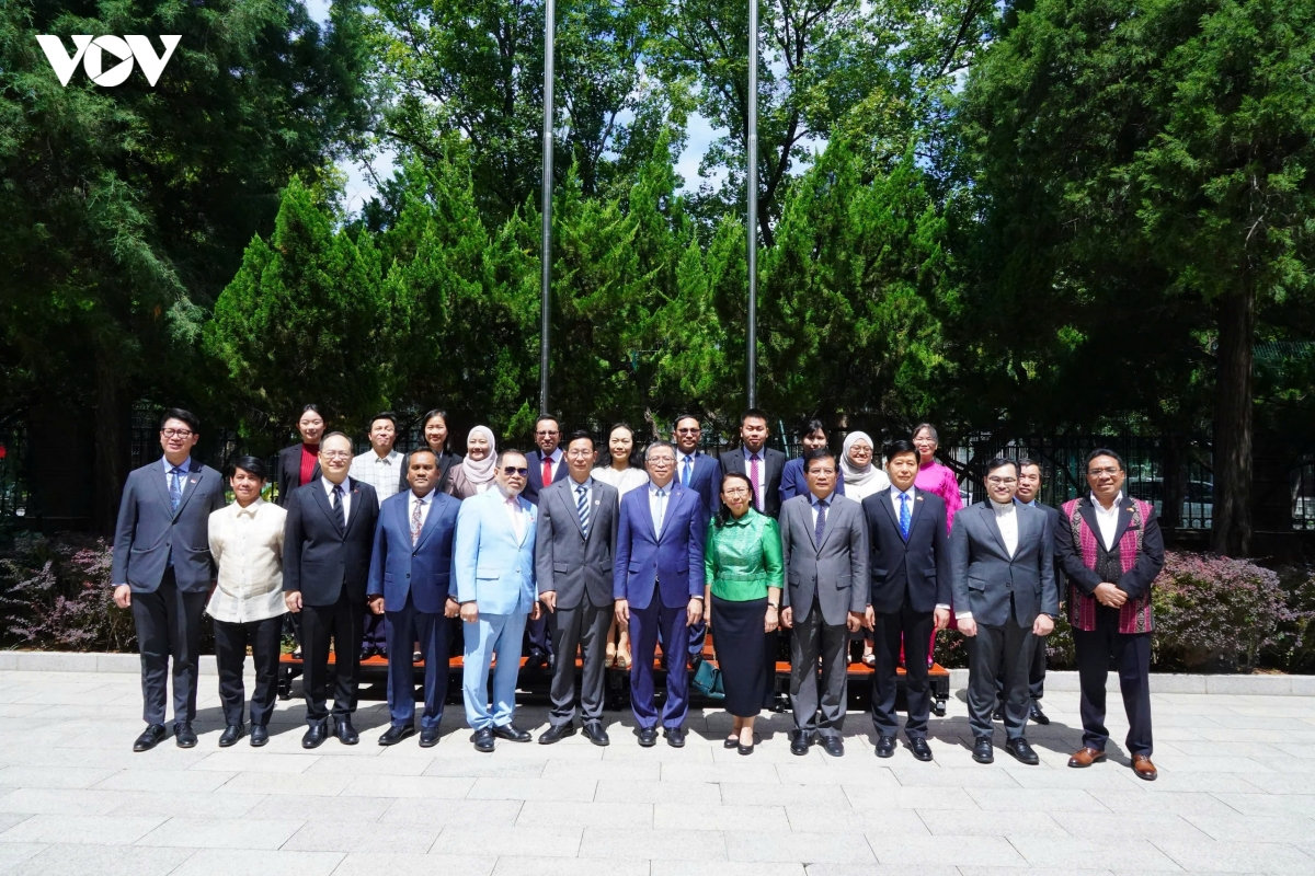 ky niem ngay asean tai bac kinh cung co doan ket, mo rong hop tac hinh anh 2