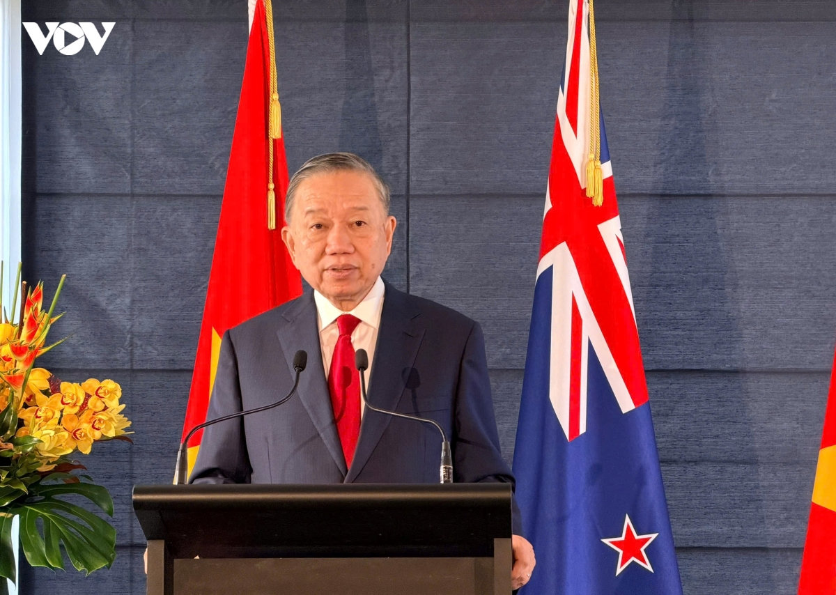 tổng bí thư, chủ tịch nước và thủ tướng new zealand gặp gỡ báo chí, chứng kiến trao văn kiện hợp tác hình ảnh 2 tong bi thu, chu tich nuoc va thu tuong new zealand gap go bao chi, chung kien trao van kien hop tac hinh anh 2