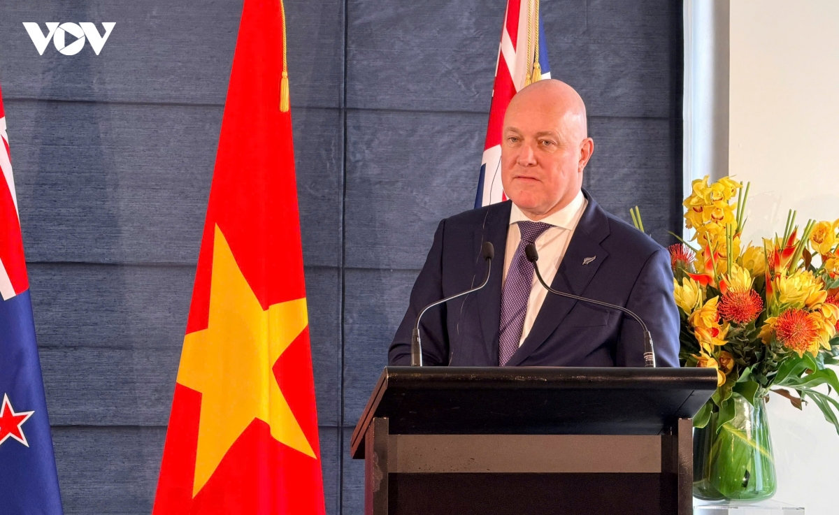 tổng bí thư, chủ tịch nước và thủ tướng new zealand gặp gỡ báo chí, chứng kiến trao văn kiện hợp tác hình ảnh 1 tong bi thu, chu tich nuoc va thu tuong new zealand gap go bao chi, chung kien trao van kien hop tac hinh anh 1