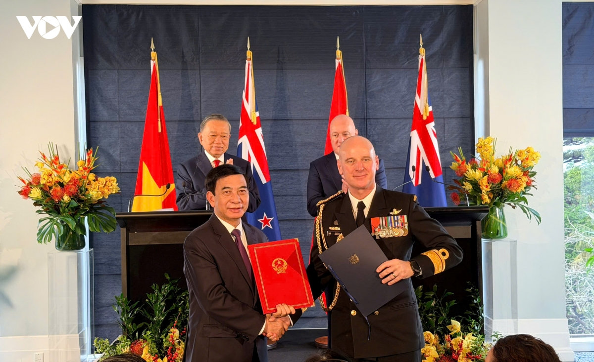 tổng bí thư, chủ tịch nước và thủ tướng new zealand gặp gỡ báo chí, chứng kiến trao văn kiện hợp tác hình ảnh 4 tong bi thu, chu tich nuoc va thu tuong new zealand gap go bao chi, chung kien trao van kien hop tac hinh anh 4