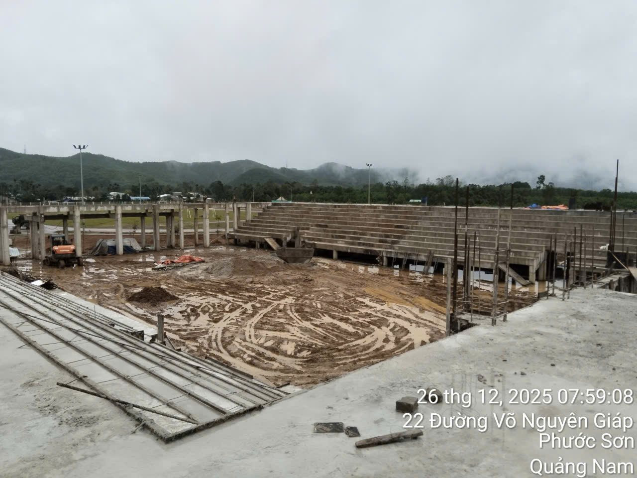 pvc-binh-son-dang-xay-dung-khu-the-thao-phuoc-son-tinh-quang-nam..jpg