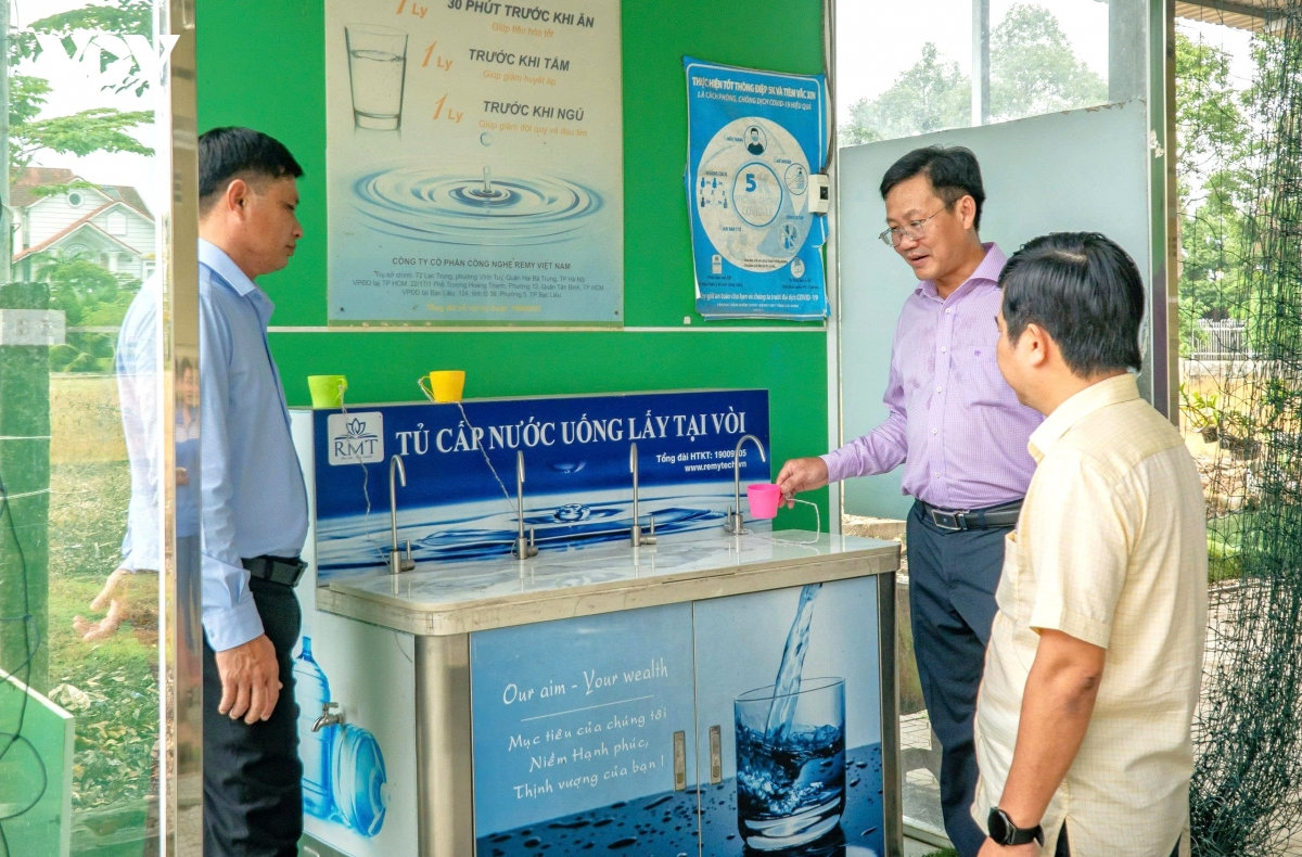 ca mau khan truong nang cap ha tang, nang chat day va hoc sau sap nhap hinh anh 4