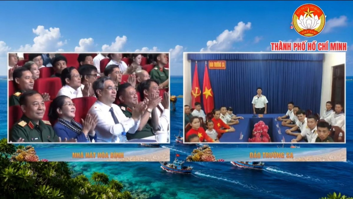 hơn 55 tỷ đồng tiếp sức cán bộ, chiến sĩ và người dân nơi biên giới, hải đảo hình ảnh 4 hon 55 ty dong tiep suc can bo, chien si va nguoi dan noi bien gioi, hai dao hinh anh 4