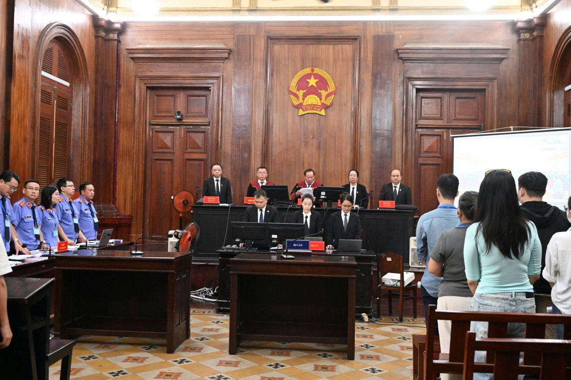 xet xu chi dan, an tay, truc phuong cung hon 200 bi cao trong vu an ma tuy hinh anh 2