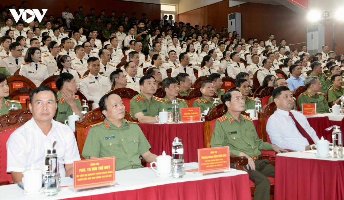 tổng bí thư, chủ tịch nước tô lâm thăm học viện kỹ thuật và công nghệ an ninh hình ảnh 3 tong bi thu, chu tich nuoc to lam tham hoc vien ky thuat va cong nghe an ninh hinh anh 3