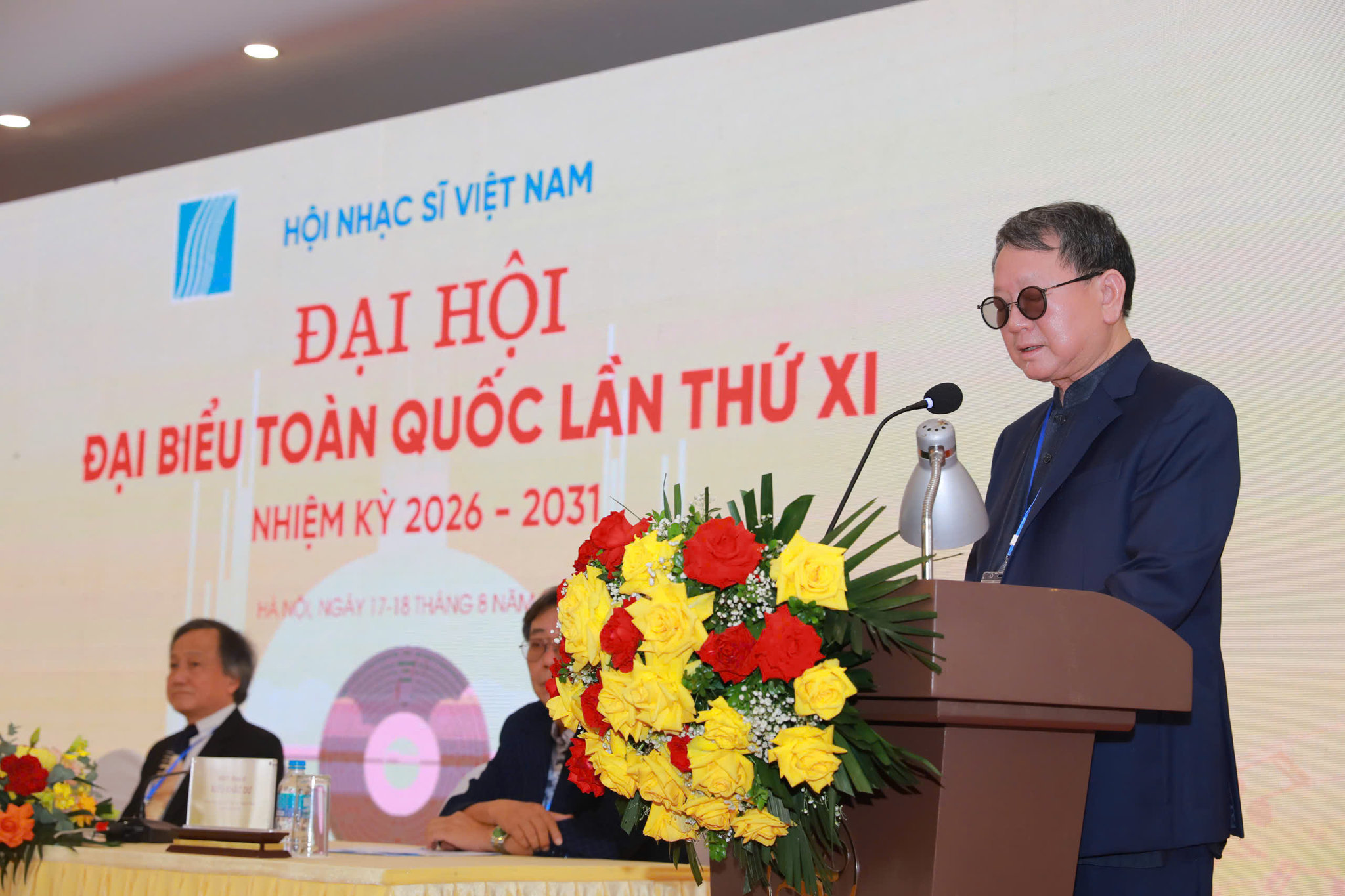 Thiếu tướng, nhạc sĩ Nguyễn Đức Trịnh phát biểu tại Đại hội.