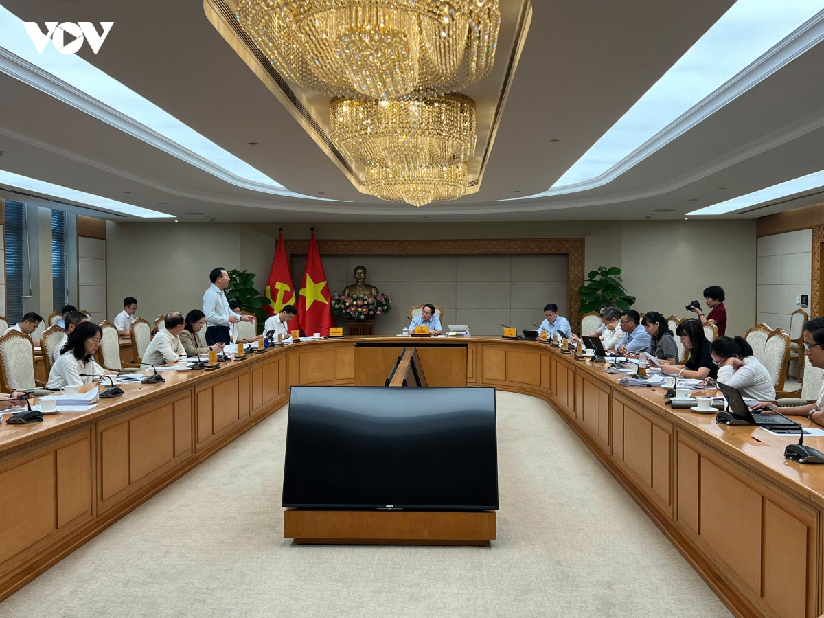 phó thủ tướng sản phẩm của tổng rà soát văn bản pháp luật phải là phương án xử lý hình ảnh 3 pho thu tuong san pham cua tong ra soat van ban phap luat phai la phuong an xu ly hinh anh 3