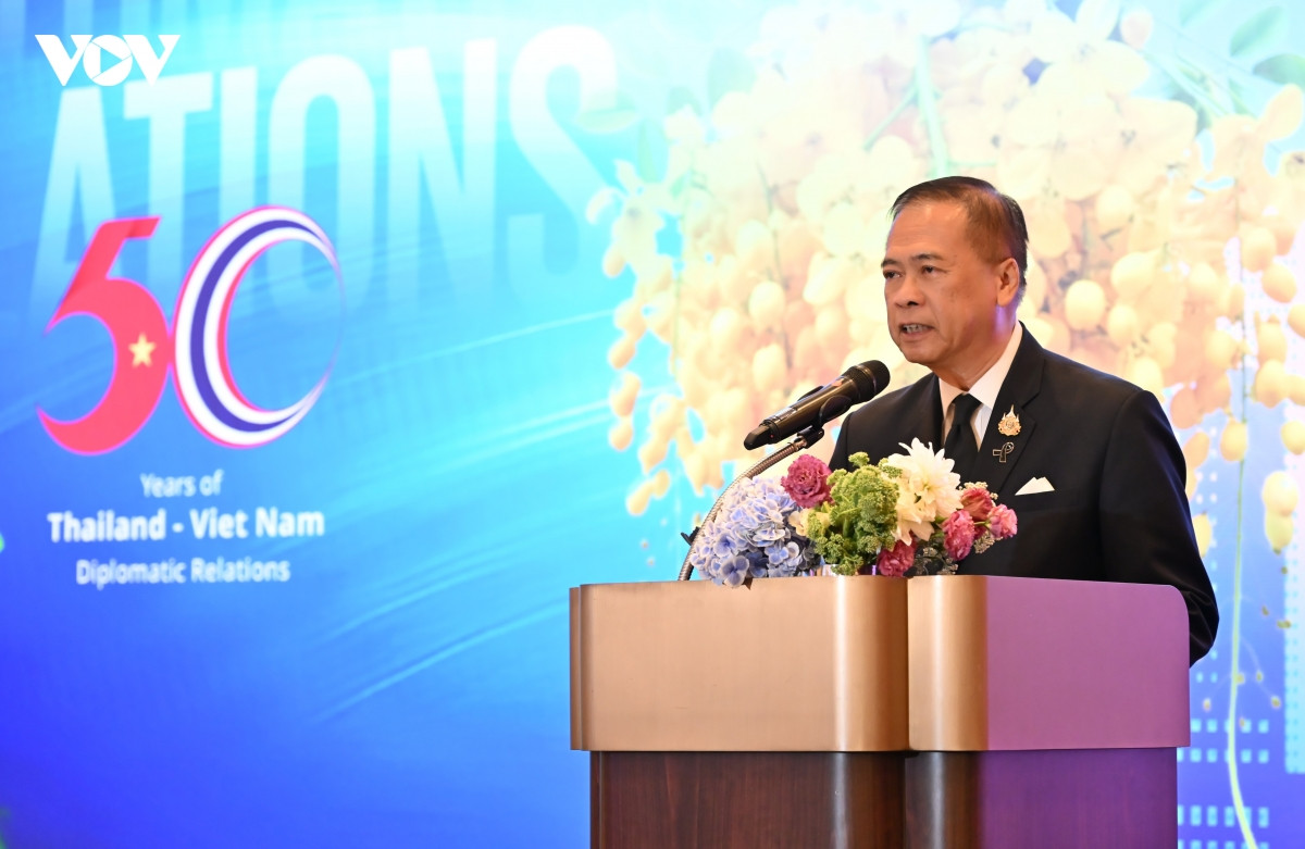 trong the le ky niem quoc khanh va 50 nam quan he viet nam thai lan hinh anh 2