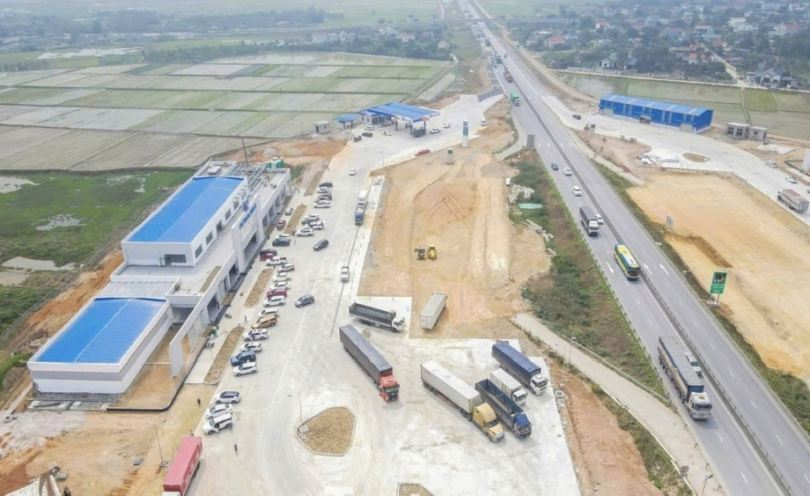 phải đưa các trạm dừng nghỉ trên cao tốc bắc - nam vào khai thác dịp 2 9 hình ảnh 1 phai dua cac tram dung nghi tren cao toc bac - nam vao khai thac dip 2 9 hinh anh 1