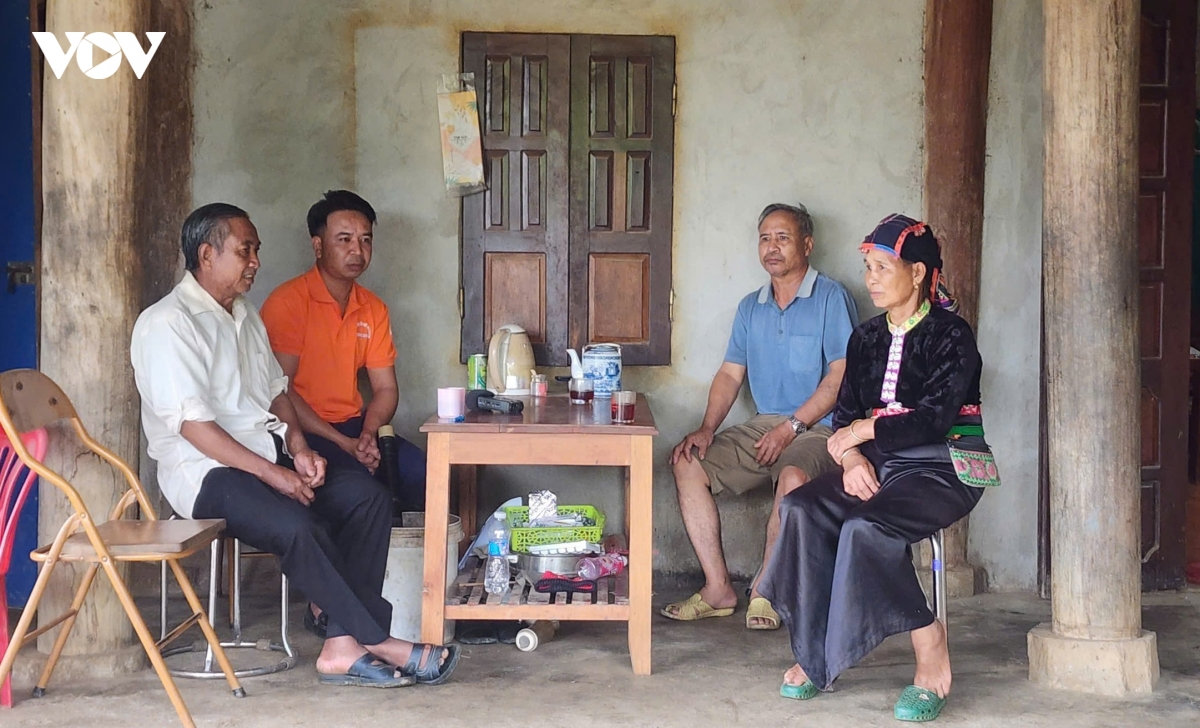 dựng trường nơi phên dậu tổ quốc nhường ruộng vườn - gieo mầm tương lai hình ảnh 3 dung truong noi phen dau to quoc nhuong ruong vuon - gieo mam tuong lai hinh anh 3
