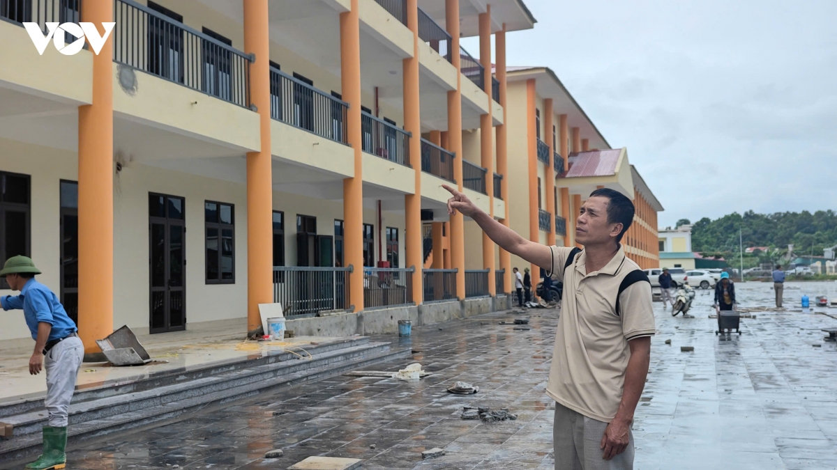 dựng trường nơi phên dậu tổ quốc nhường ruộng vườn - gieo mầm tương lai hình ảnh 2 dung truong noi phen dau to quoc nhuong ruong vuon - gieo mam tuong lai hinh anh 2