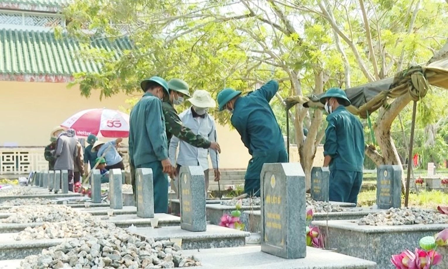 cac-don-vi-thuc-hien-khai-quat-phan-mo-liet-si-de-lay-mau-va-so-hoa-thong-tin.jpg