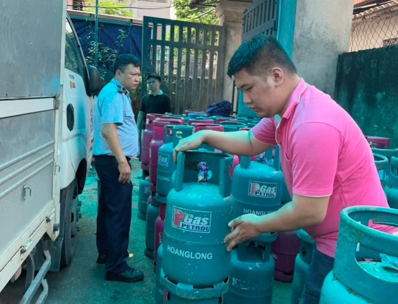 chuyen co quan dieu tra duong day san chiet, phan phoi gas gia tai ha noi hinh anh 1