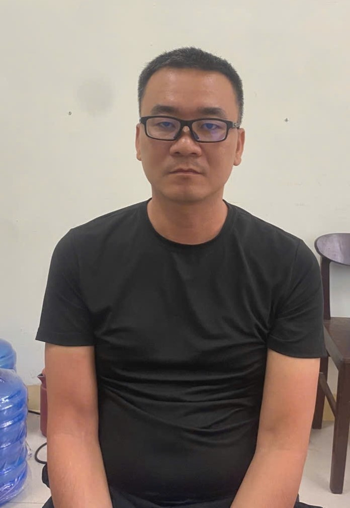 Doi tuong truy na trong duong day danh bac 350 ty dong ra dau thu hinh anh 1